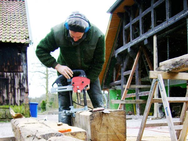 Holzfreunde aus Oldenburg - Holzbalken