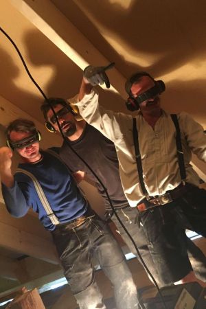 Holzfreunde aus Oldenburg - Lustige Handwerker