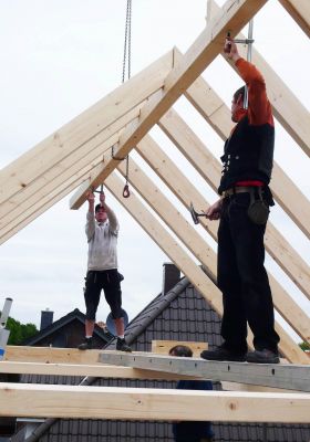 Holzfreunde aus Oldenburg - Lustige Handwerker